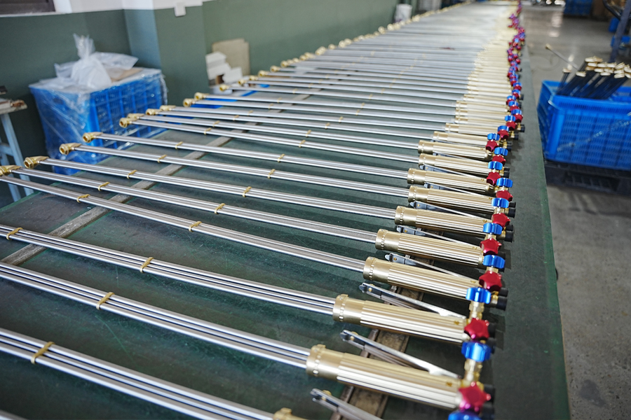 A breakthrough new type of intelligent cutting gun has been launched, redefining the standards of industrial cutting.